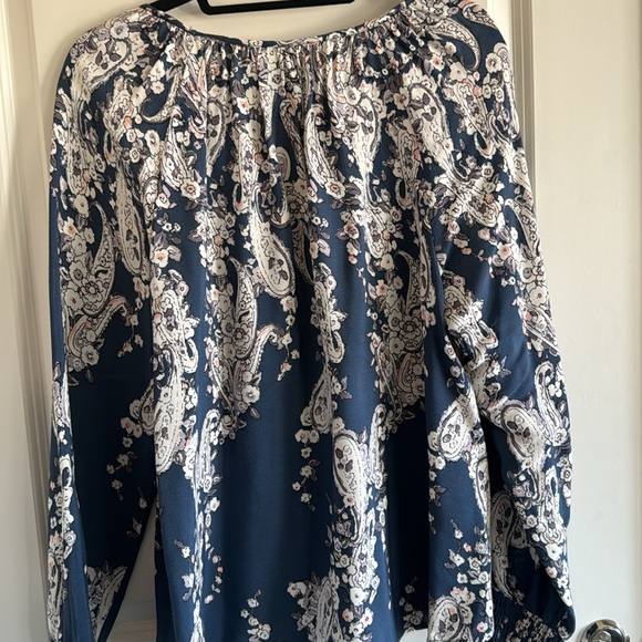 Lovestich blouse, size large. - Picture 5 of 6